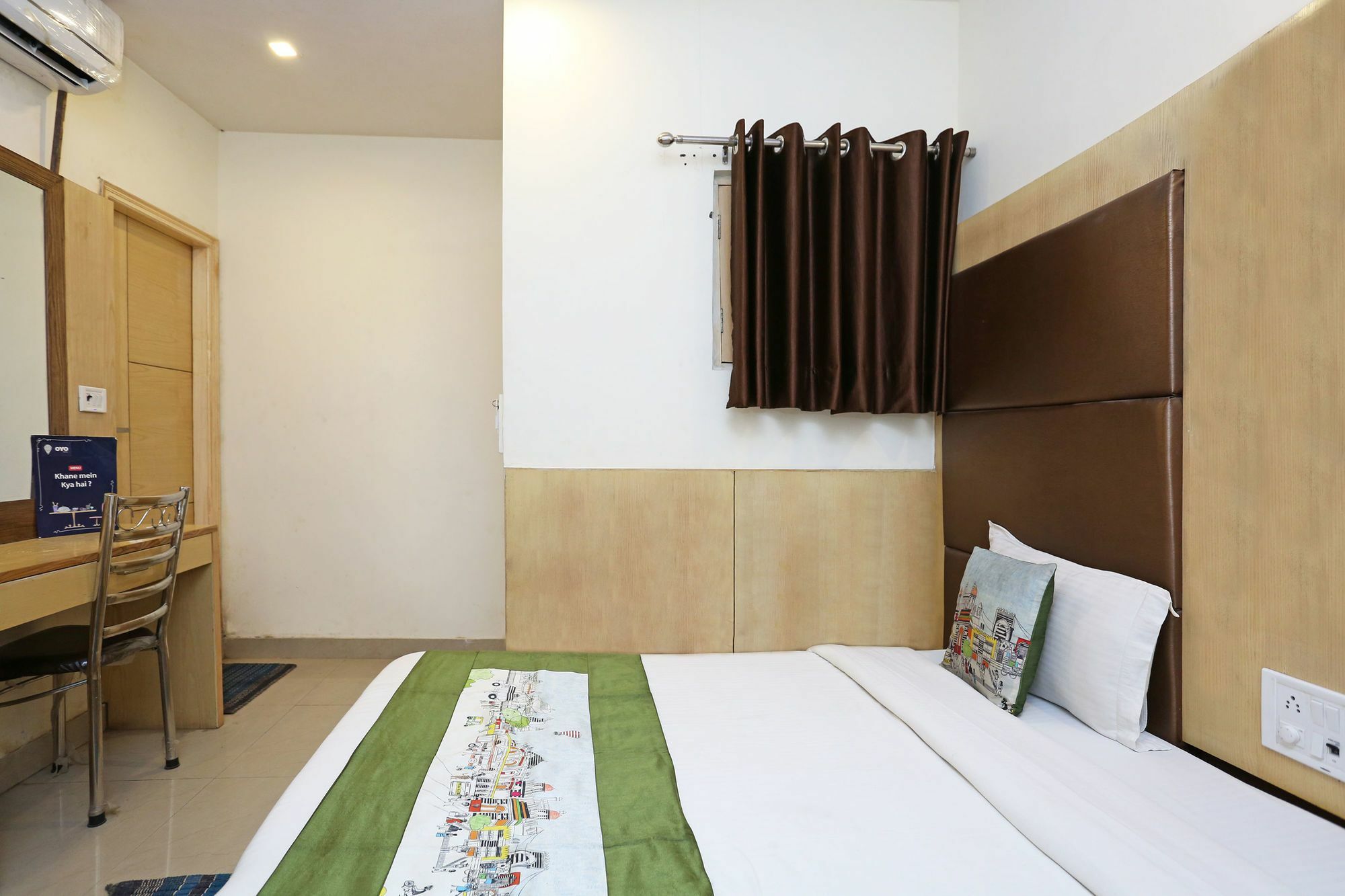 Oyo 9233 Hotel Cottage Lord Krishna Нью-Делі Екстер'єр фото
