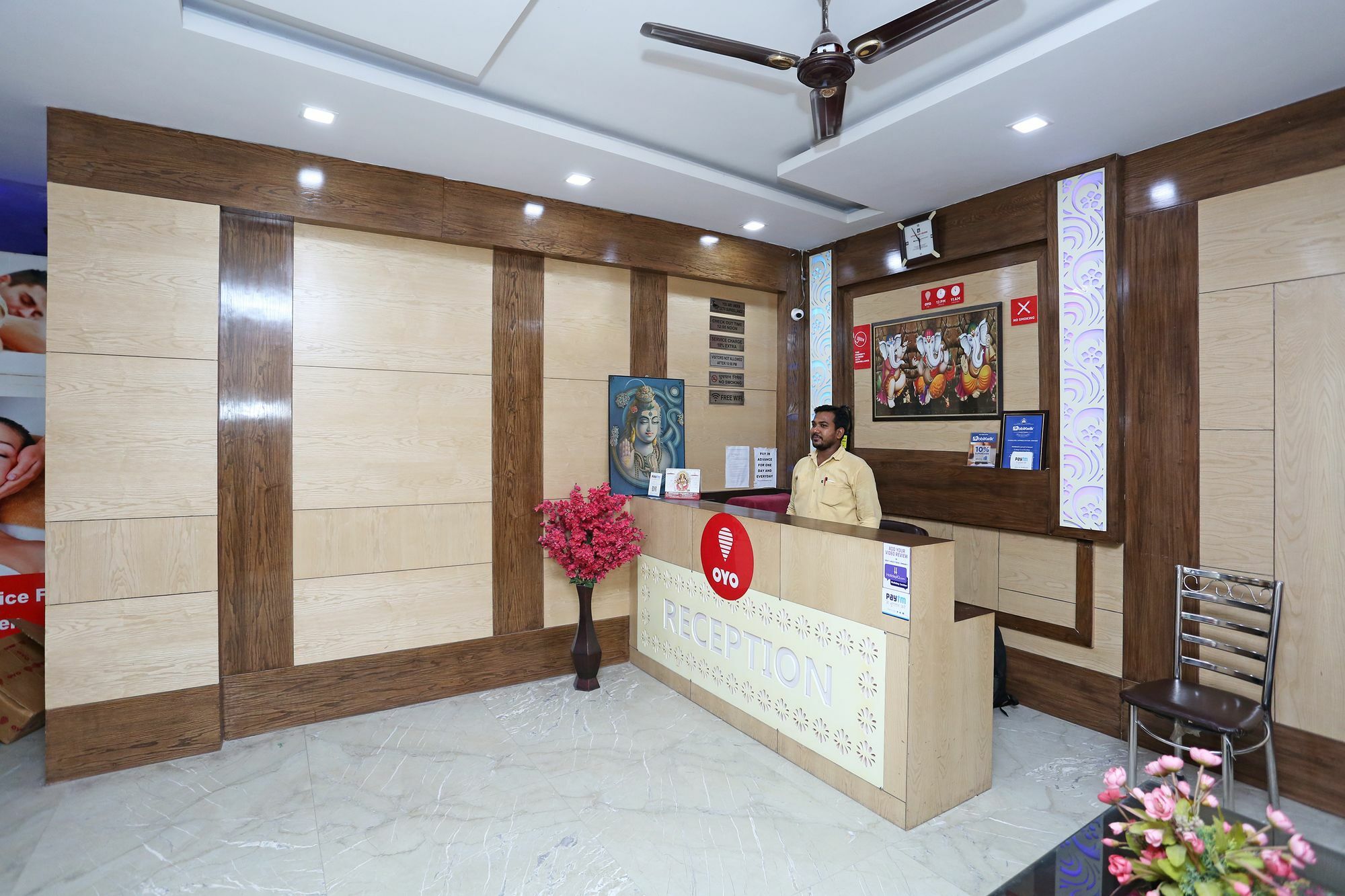 Oyo 9233 Hotel Cottage Lord Krishna Нью-Делі Екстер'єр фото
